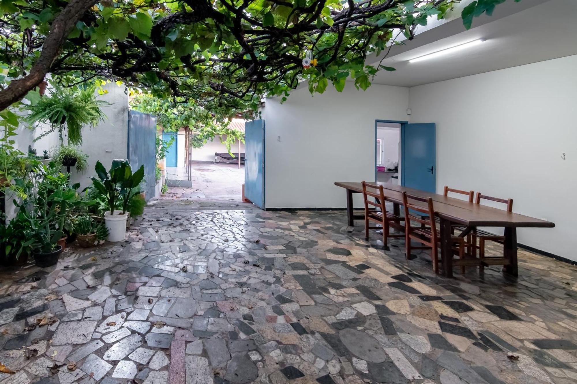 Отель Pousada Roosevelt Quarto 03 - Pousada Central Prox Rodoviaria E Dist Industrial Уберландия Экстерьер фото